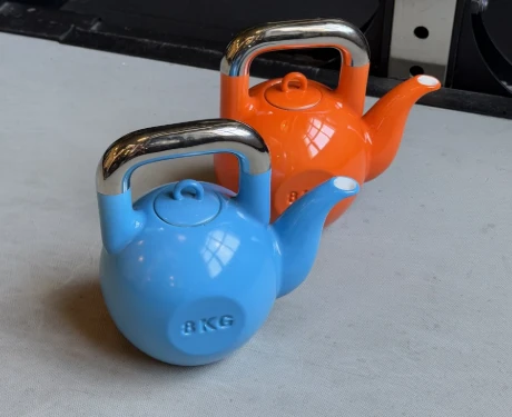 Kettlebell Teapot Design